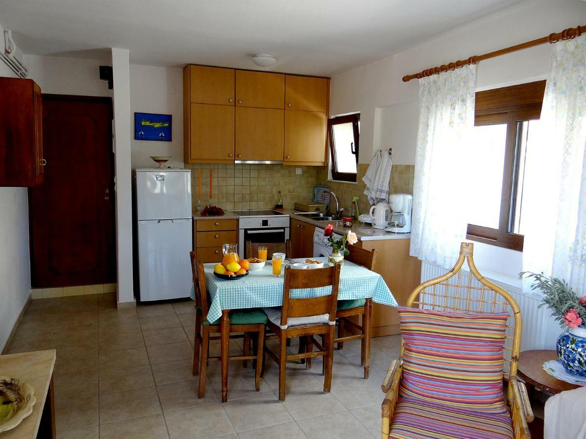 Apartment By The Sea Kato Daratso Bagian luar foto